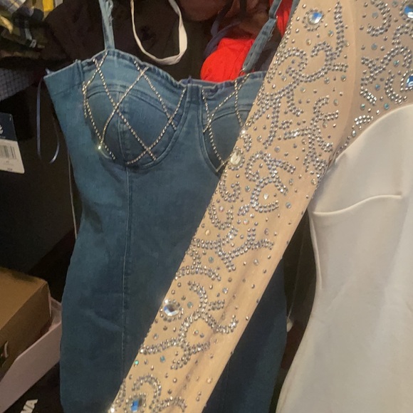 Beautiful studded mesh long sleeve dress. - Picture 3 of 6